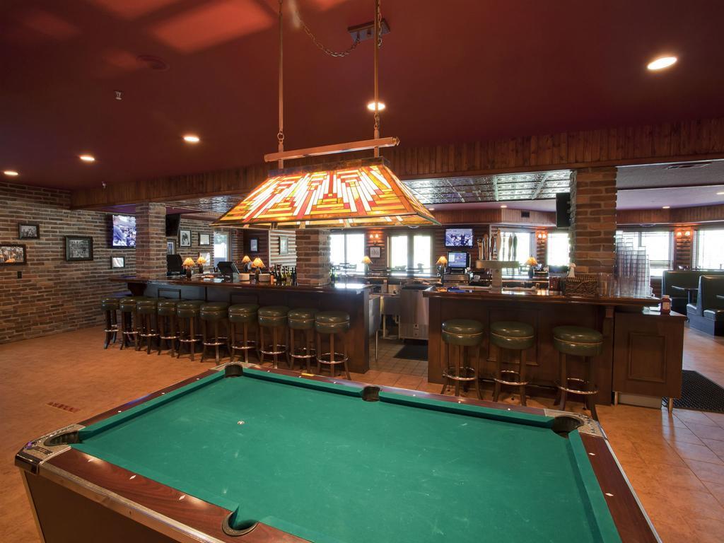 Thumper Pond Resort Ottertail エクステリア 写真
