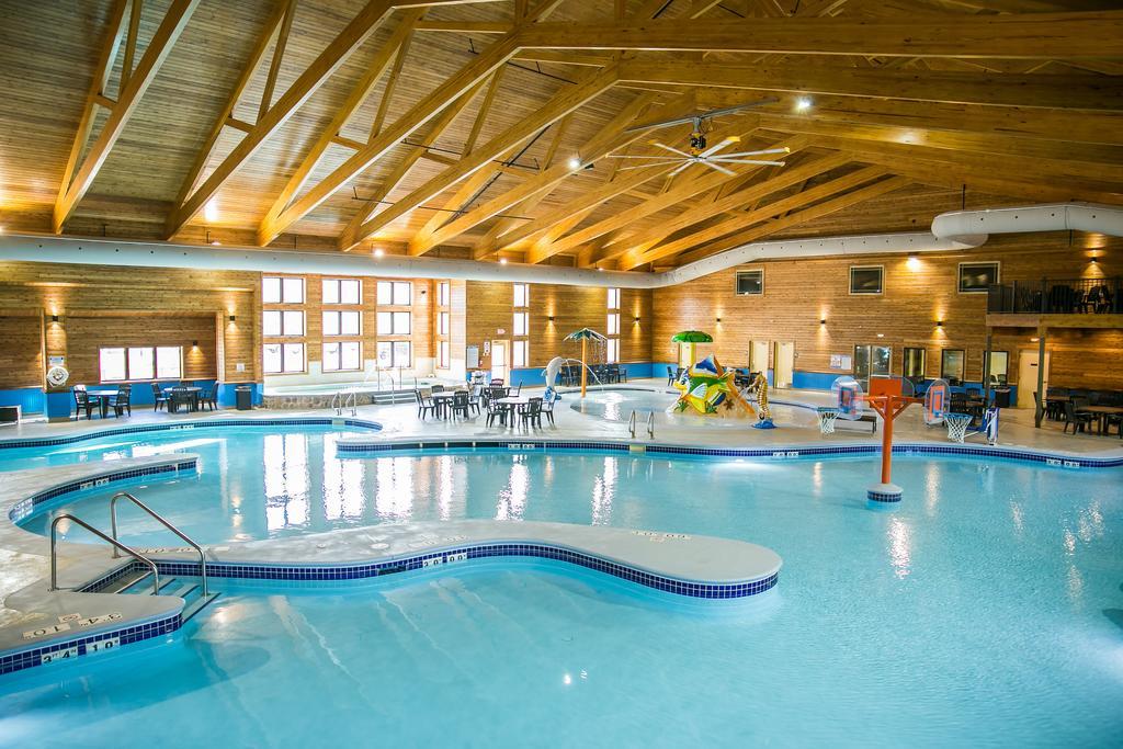 Thumper Pond Resort Ottertail エクステリア 写真