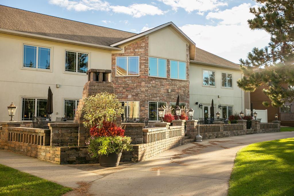 Thumper Pond Resort Ottertail エクステリア 写真
